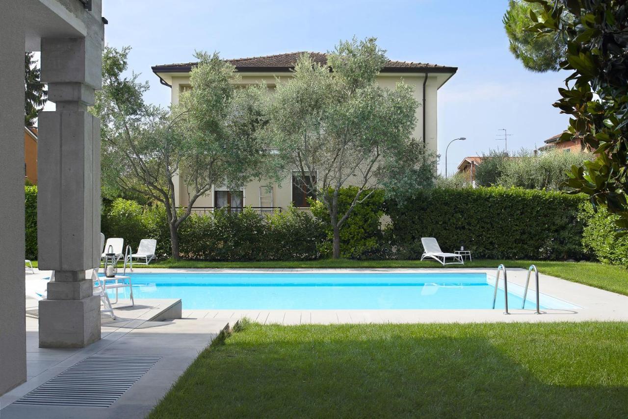Baseventuno 4 - Bilocale Apartment Sirmione Exterior foto